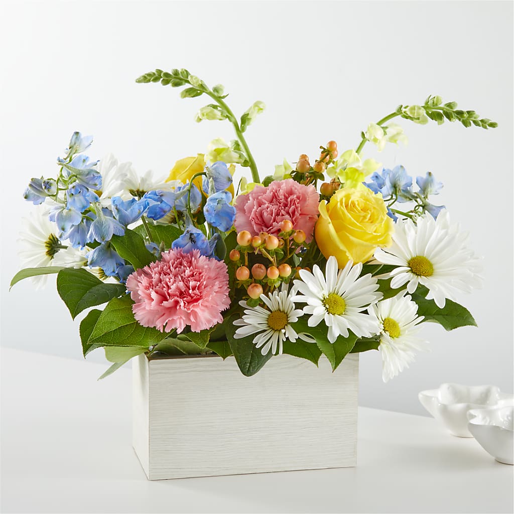 Sun Salutation Box Bouquet – Floral Elegance By Jourdain, Inc., Columbia SC
