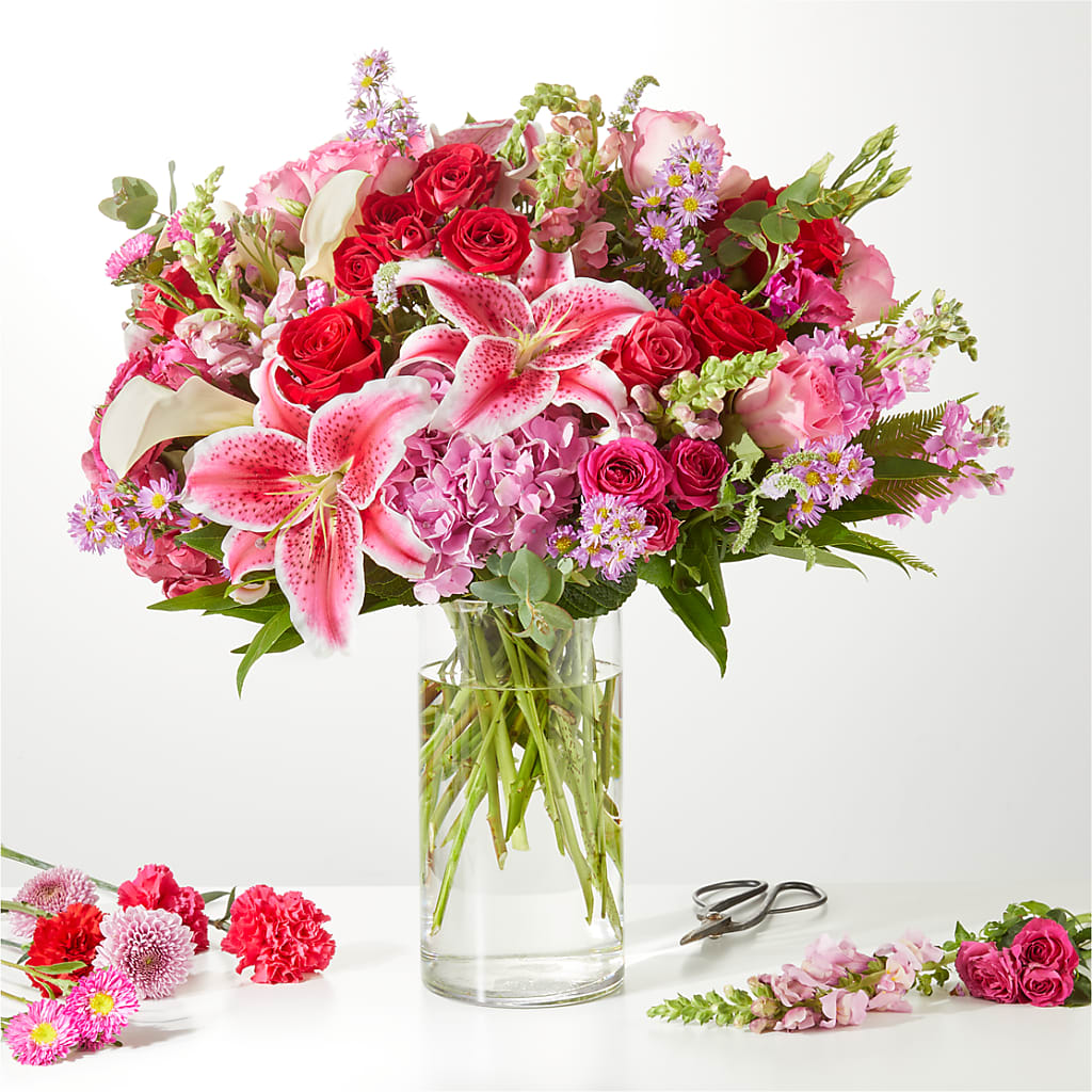 Swooning Over You - A Luxury Florist Original – Floral Elegance By Jourdain, Inc., Columbia SC