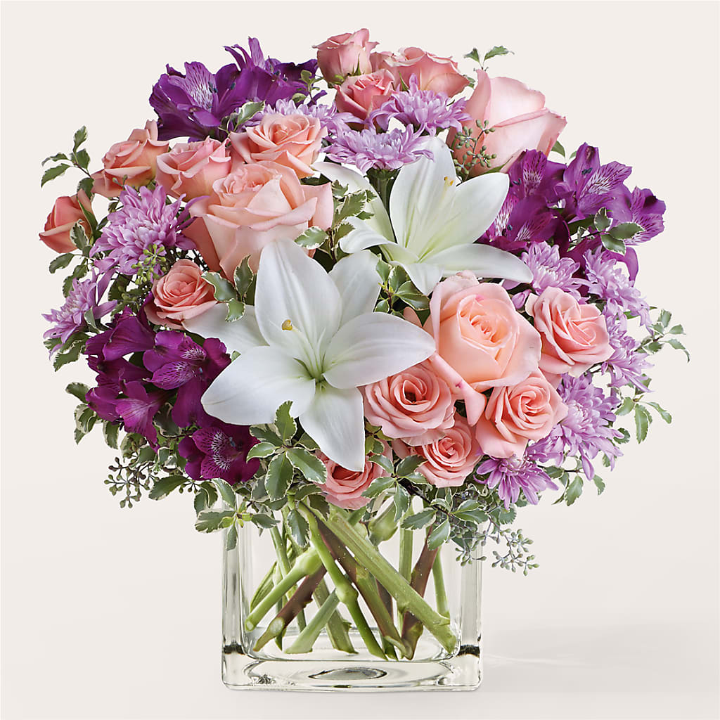Mani Pedi Bouquet – Floral Elegance By Jourdain, Inc., Columbia SC