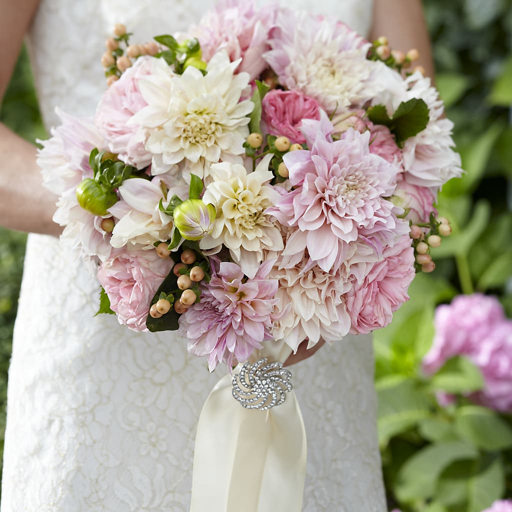 Heart's Promise Bouquet – Floral Elegance By Jourdain, Inc., Columbia SC